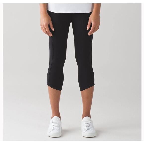 Lululemon Deep Breath 21” Crop Leggings Black Gym Yoga Workout Mesh Size 4 - Picture 2 of 8
